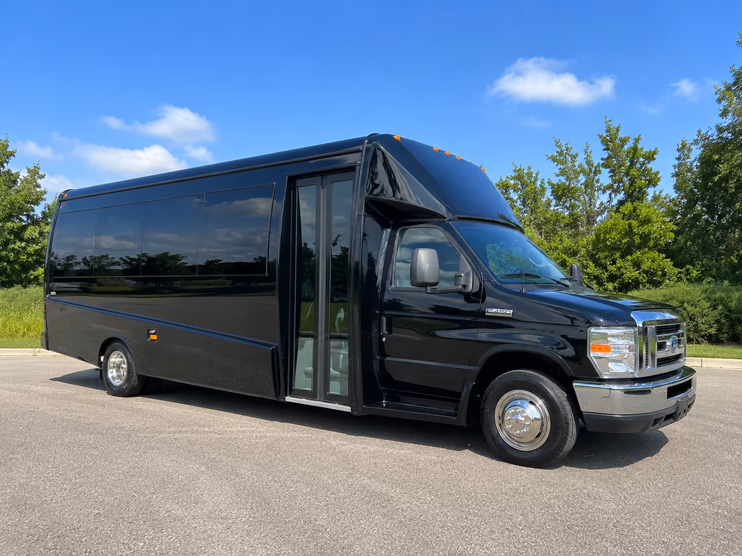charter buses for coastal and marine science field trips from escondido