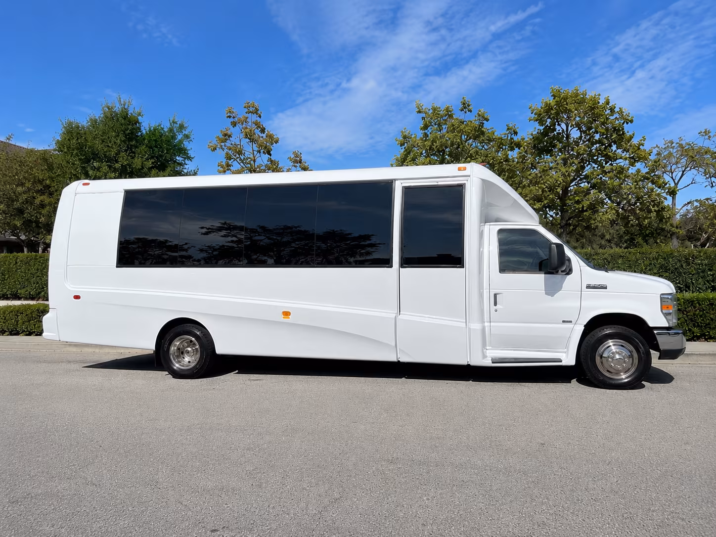 concert shuttle buses to the cal coast credit union open air theatre