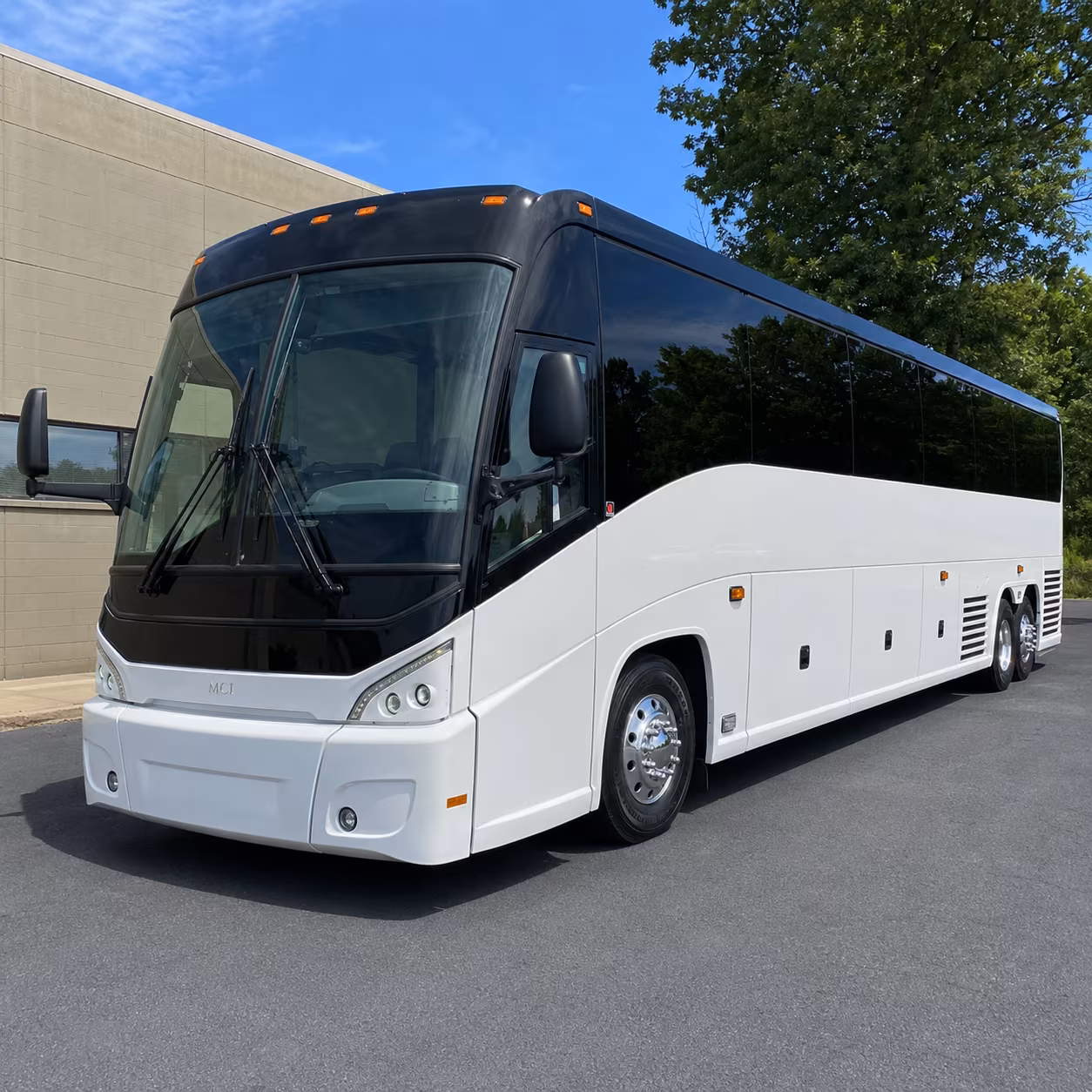 corporate and employee airport shuttle service in escondido