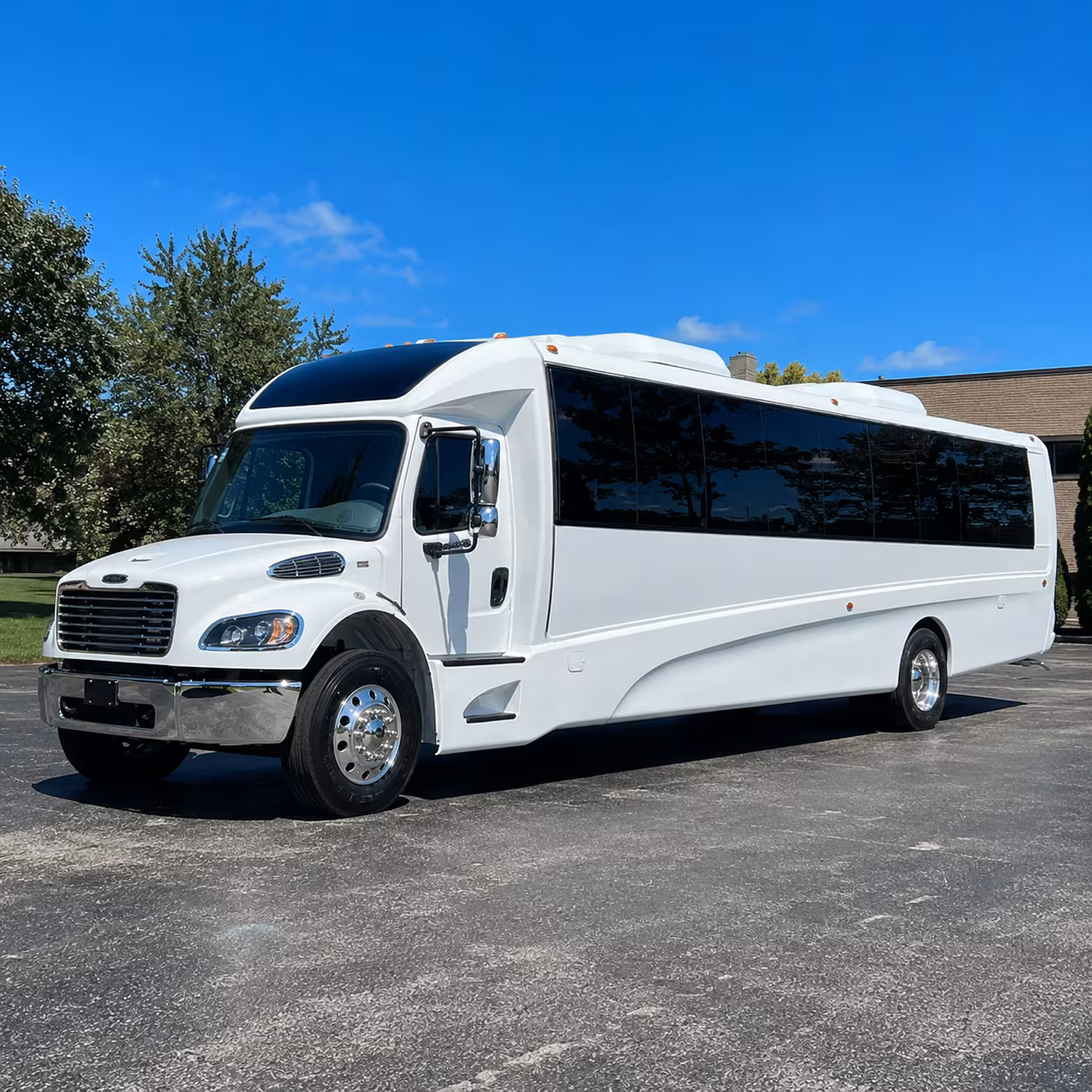 escondido 30 passenger minibus