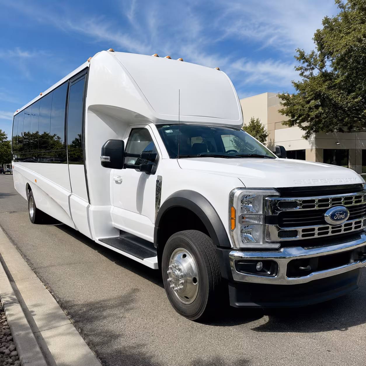 hotel to venue shuttle buses for escondido area corporate groups